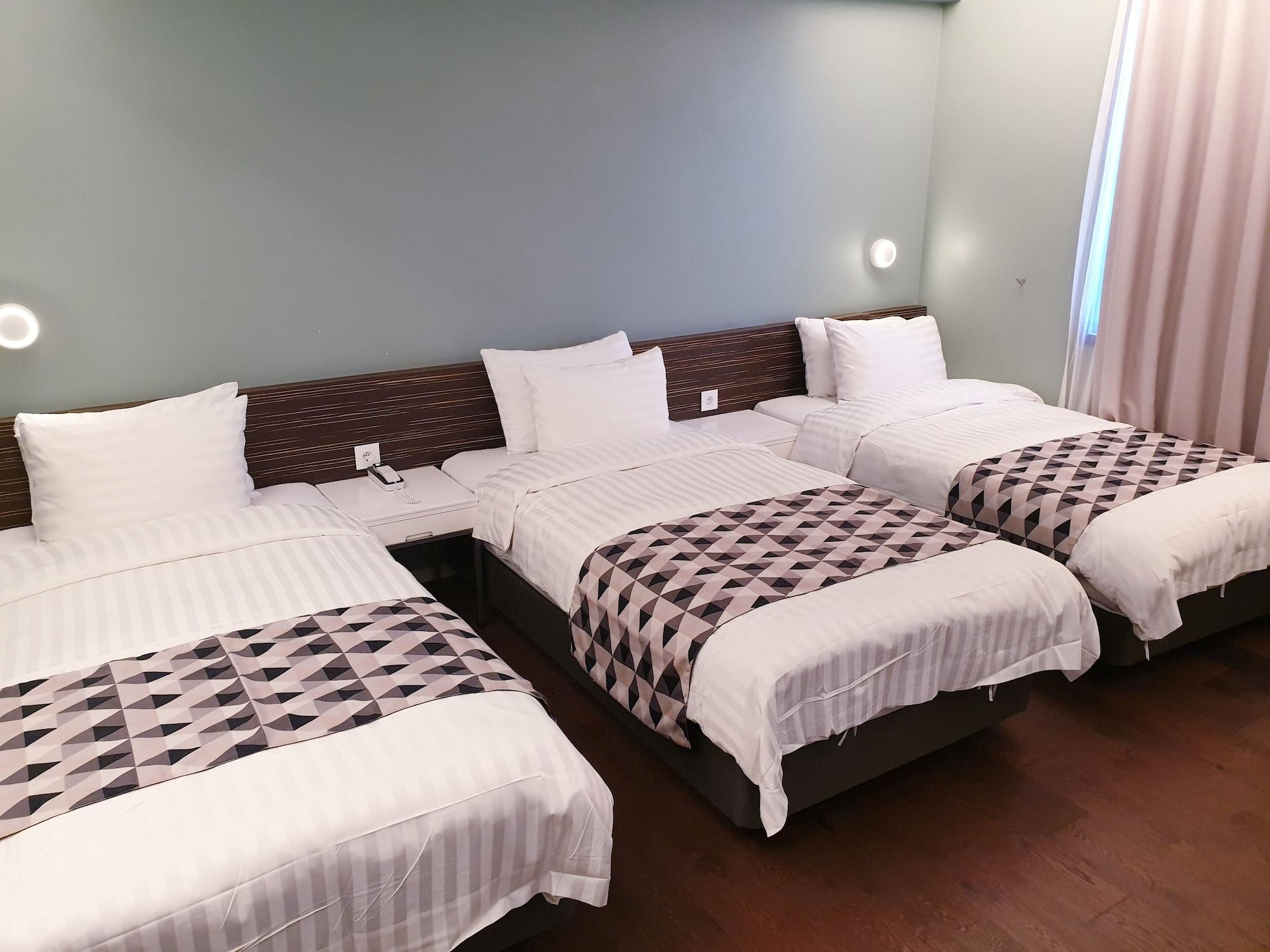 Hotel Matthieu Йосу Экстерьер фото