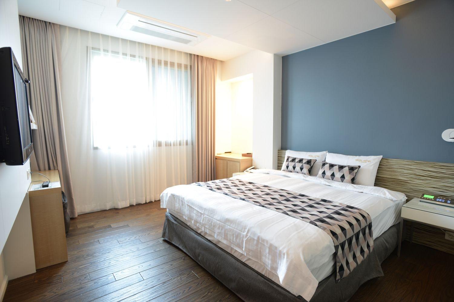 Hotel Matthieu Йосу Экстерьер фото